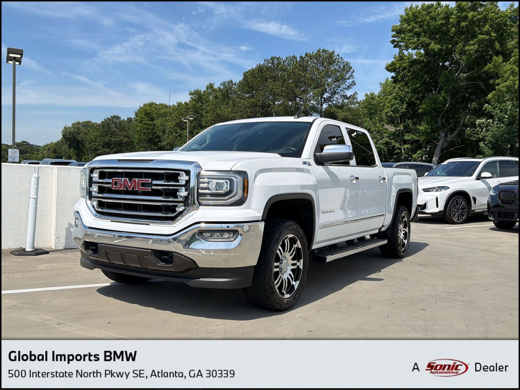2018 GMC Sierra 4WD Crew Cab Short Box SLT's photo