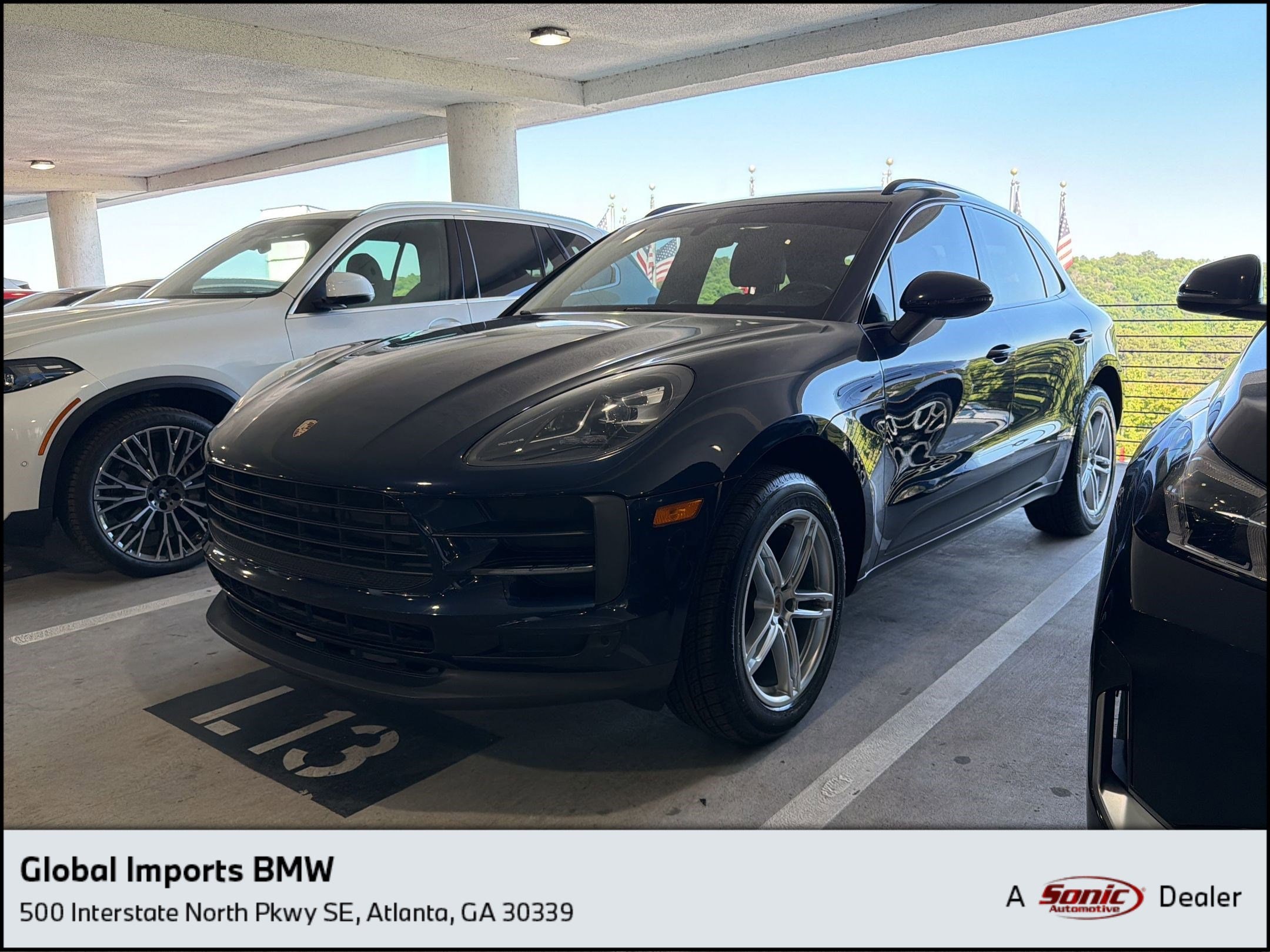 2020 Porsche Macan -'s photo