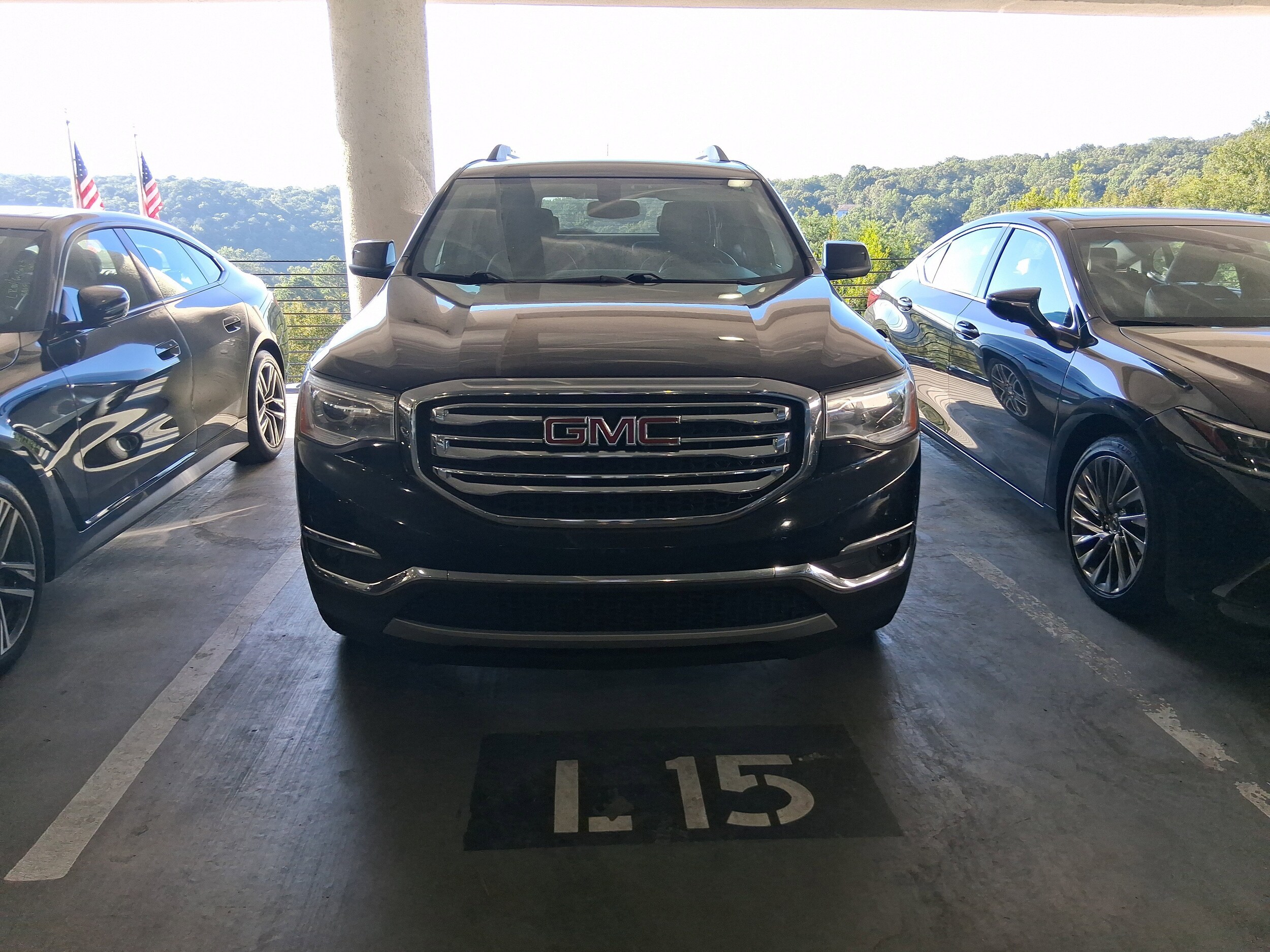 2017 Gmc Acadia SLT photo 2
