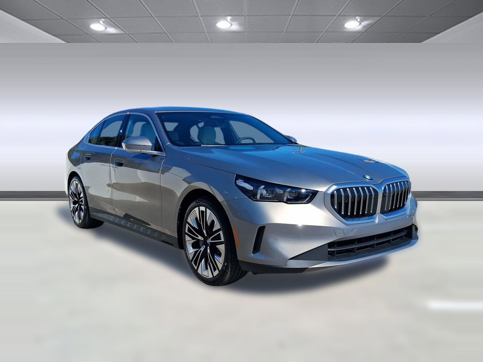 2026 BMW 5 Series 530i - Photo 6