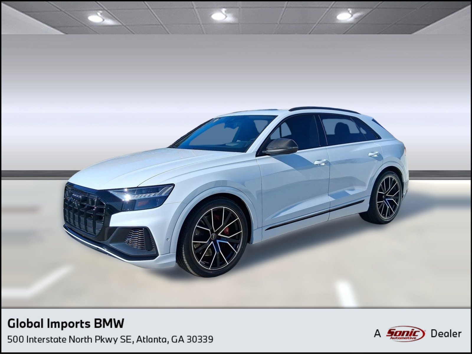 2023 Audi SQ8 Prestige's photo