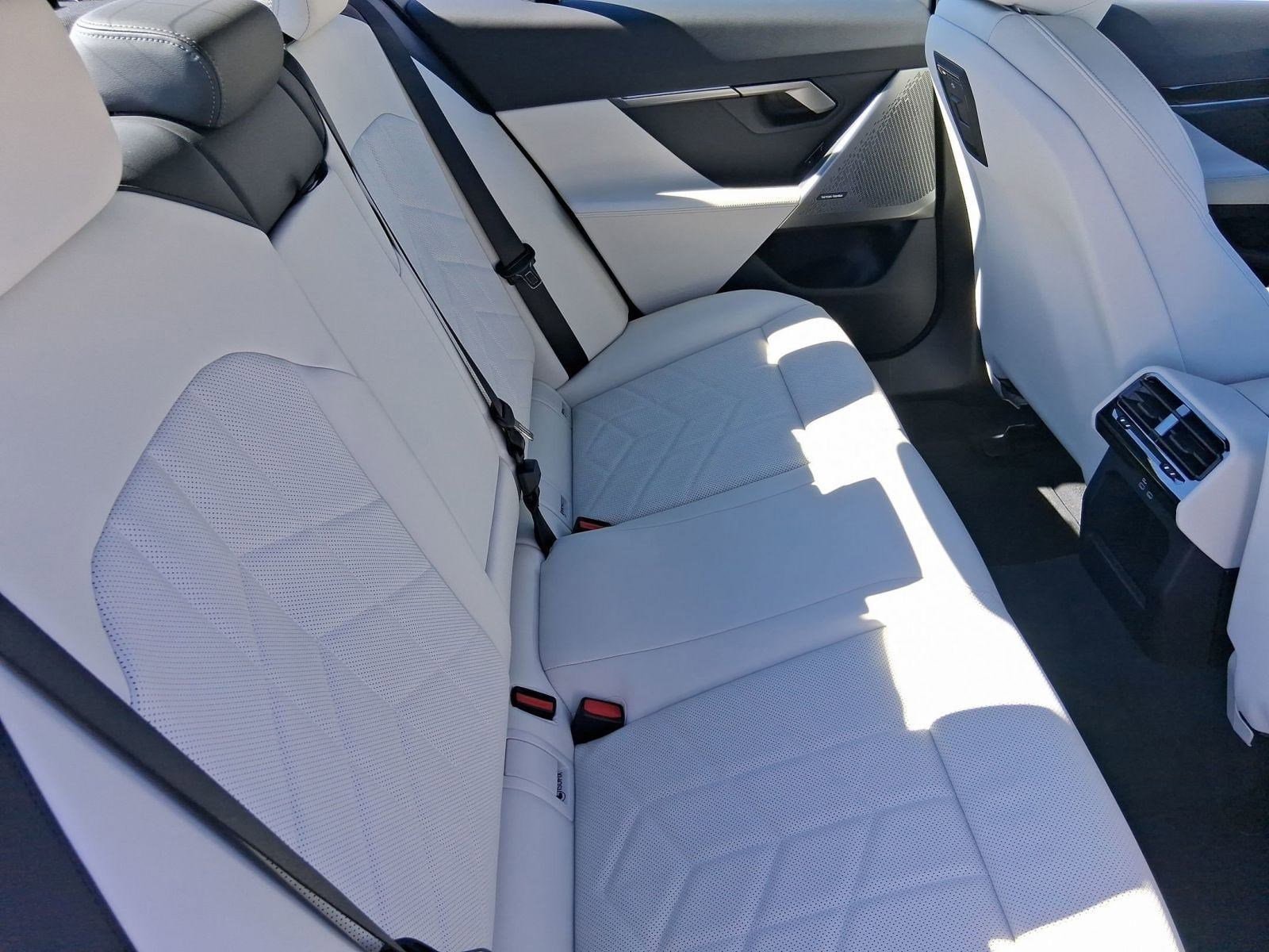 2026 BMW 5 Series 530i - Photo 29