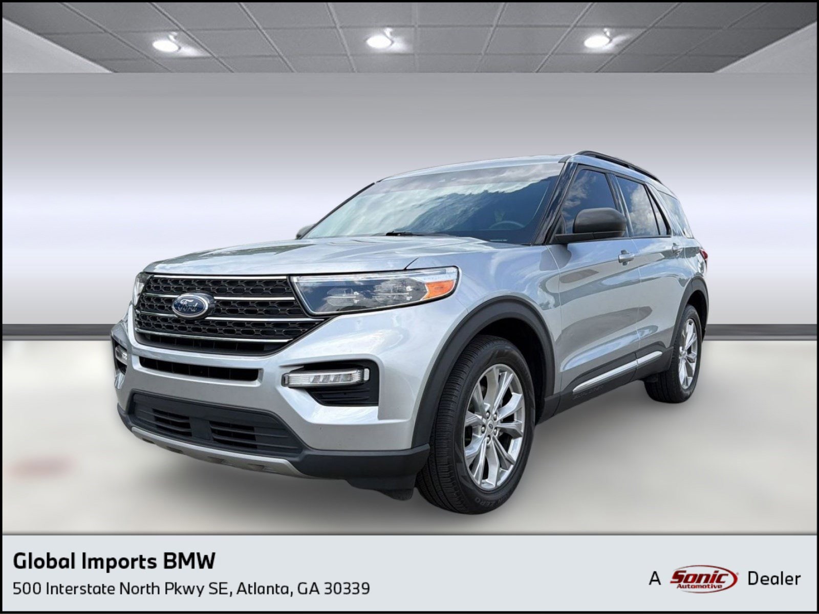 2023 Ford Explorer XLT RWD's photo