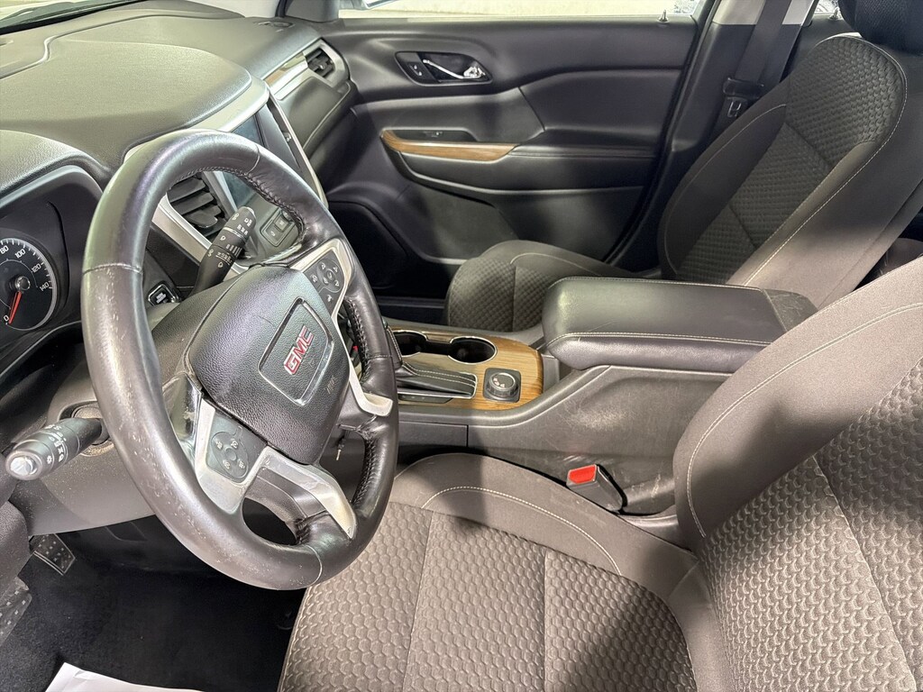 Used 2017 GMC Acadia SLE-2 SUV