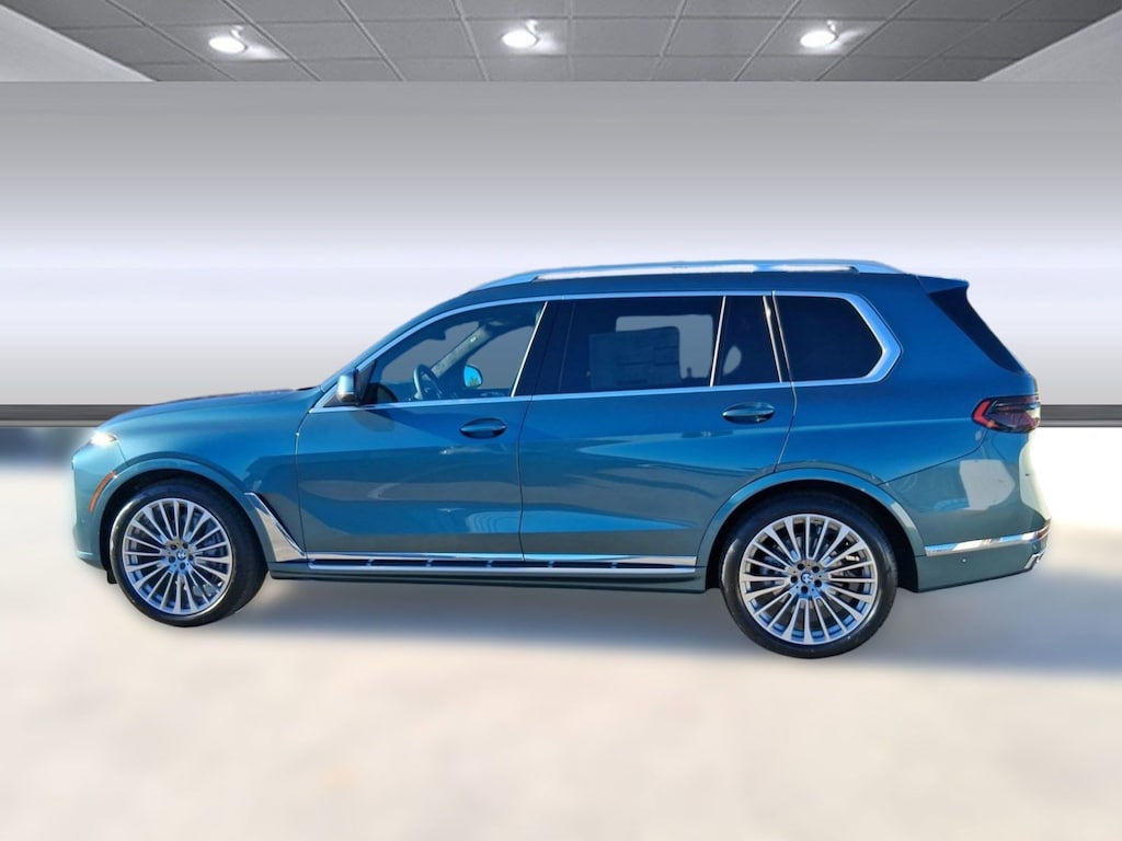New 2026 BMW X7 xDrive40i SUV