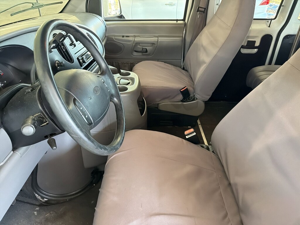 Used 2000 Ford E-350 Super Duty Wagon Extended Wagon