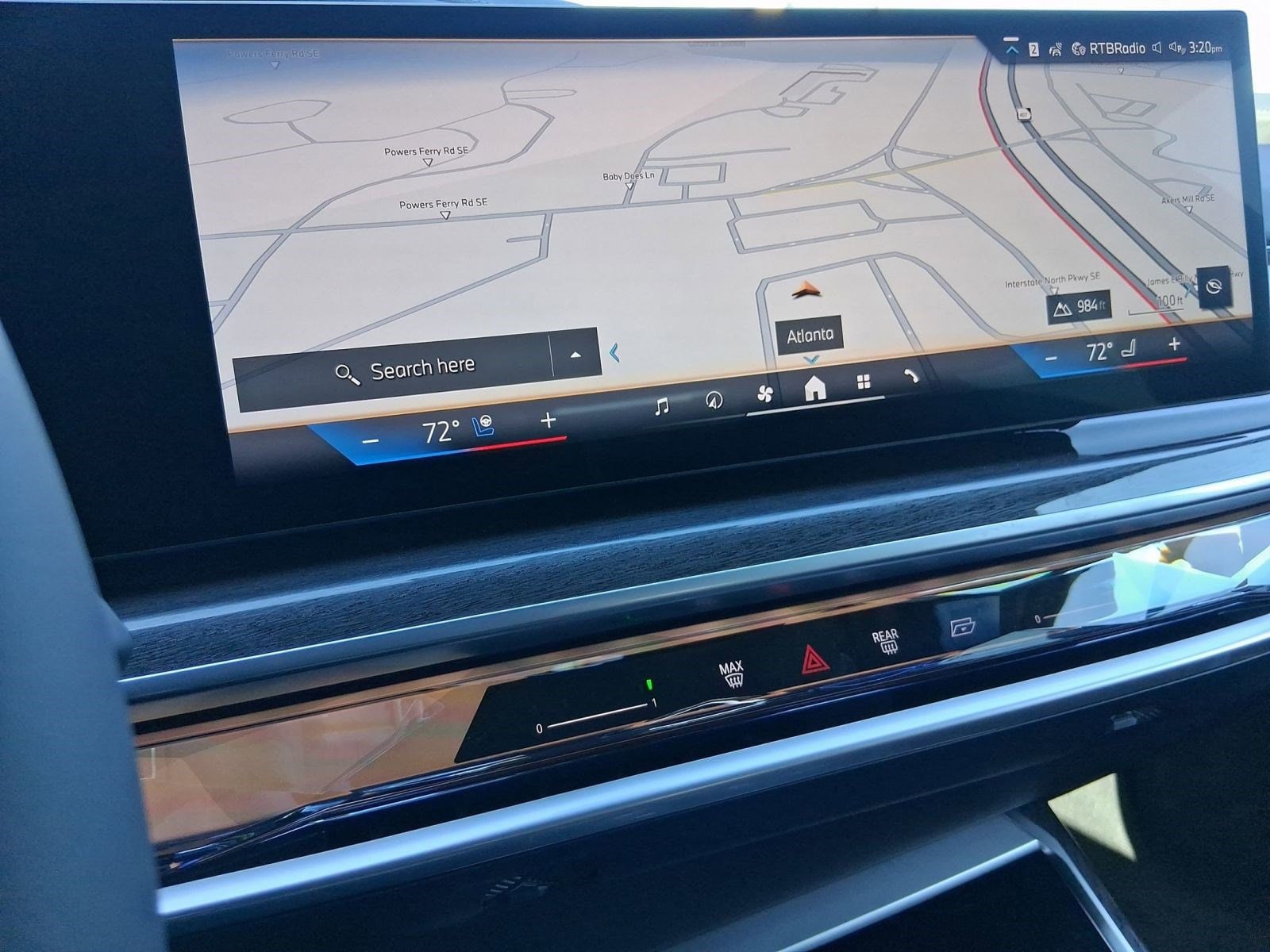 2026 BMW 7 Series 750e - Photo 24