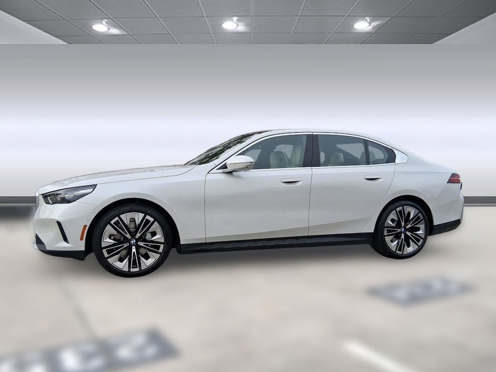 Used 2026 BMW 530i Sedan