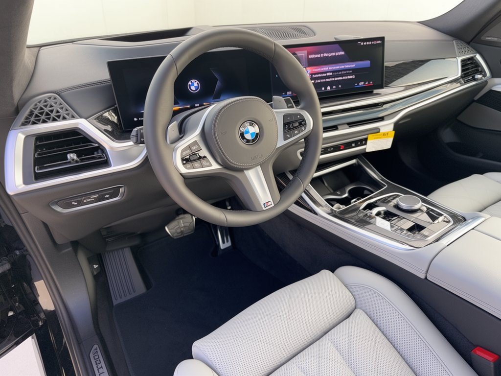 New 2027 BMW X7 xDrive40i SUV