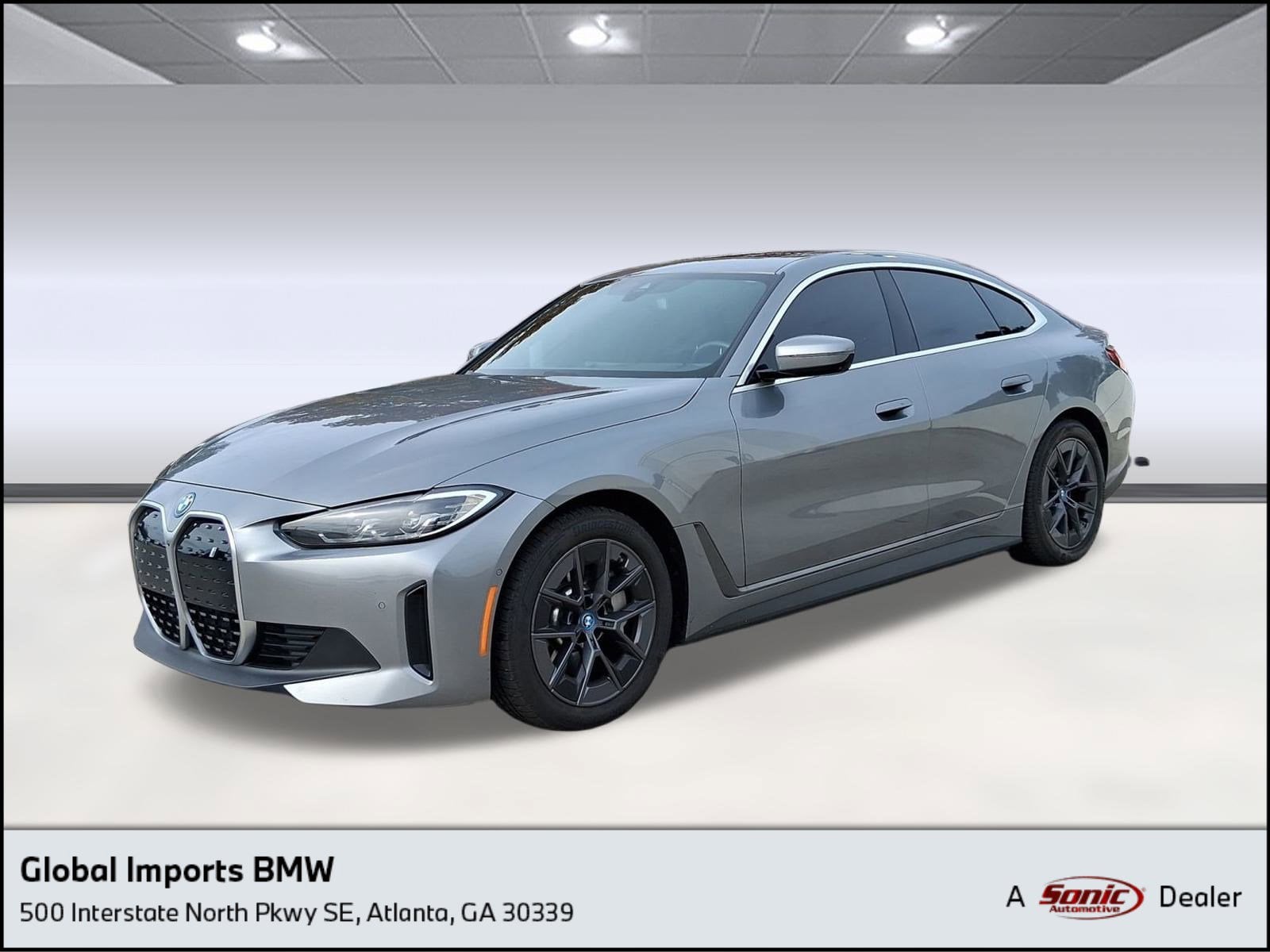 2024 BMW i4 35's photo