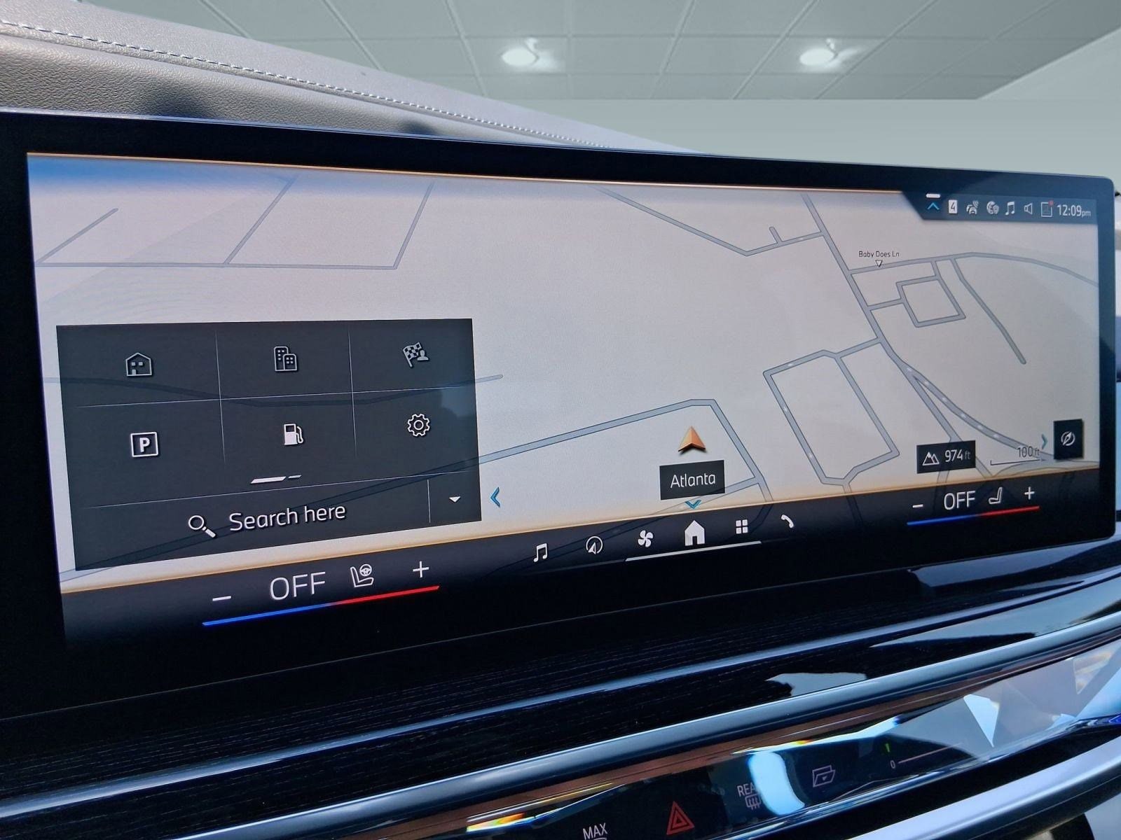 2026 BMW 7 Series 750e - Photo 23