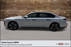 2025 BMW 740i Sedan