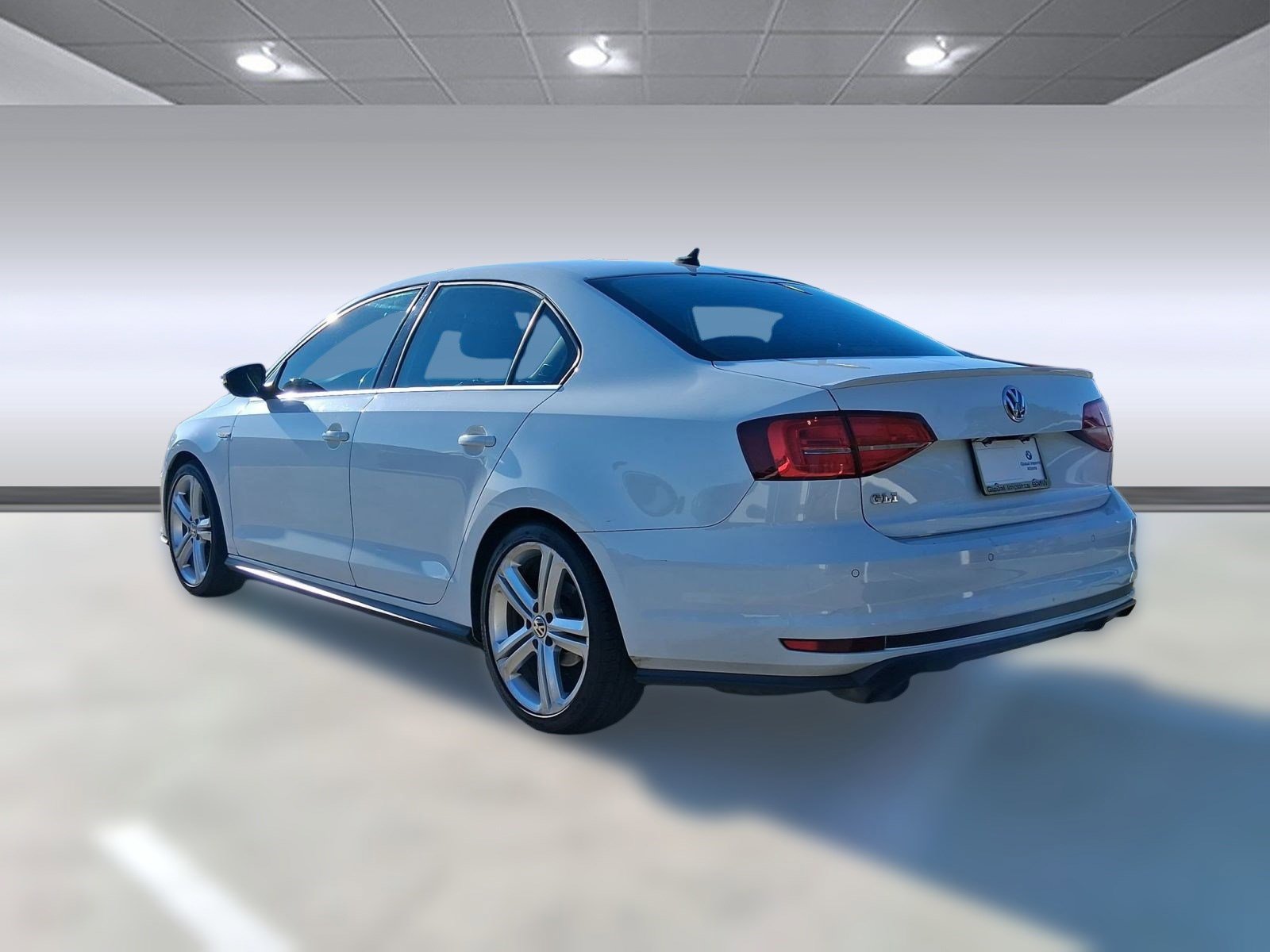 2017 Volkswagen Jetta GLI photo 3