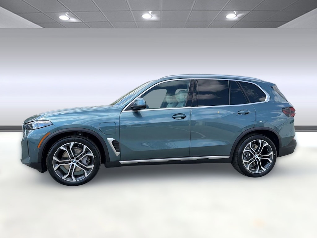 New 2026 BMW X5 PHEV xDrive50e SUV