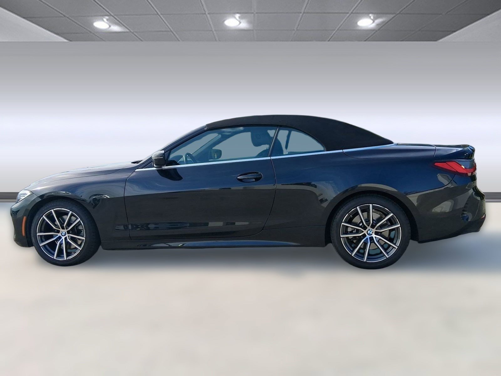 2023 Bmw 430i Convertible photo 2