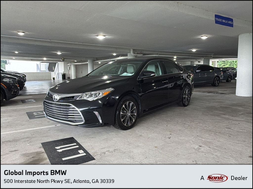 Used 2017 Toyota Avalon XLE Sedan