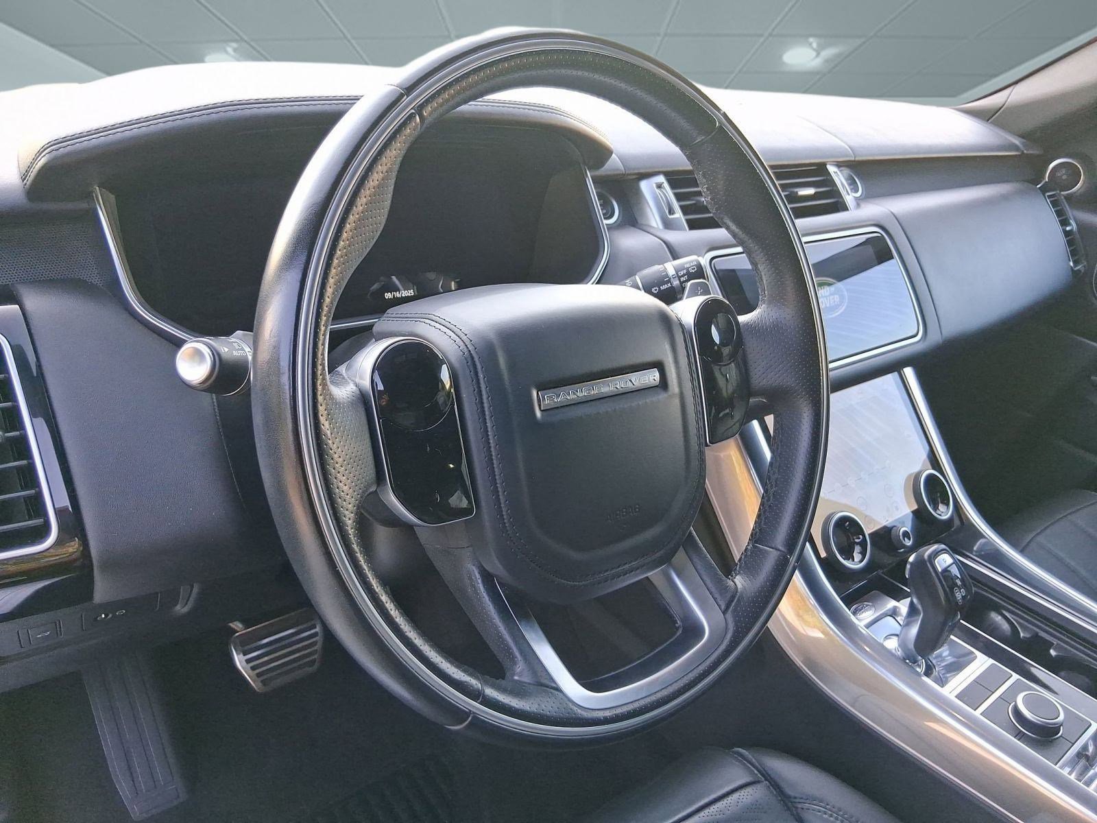 2018 Land Rover Range Rover Sport HSE Dynamic photo 3