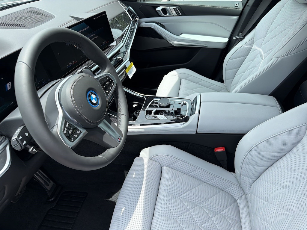 New 2026 BMW X5 PHEV xDrive50e SUV