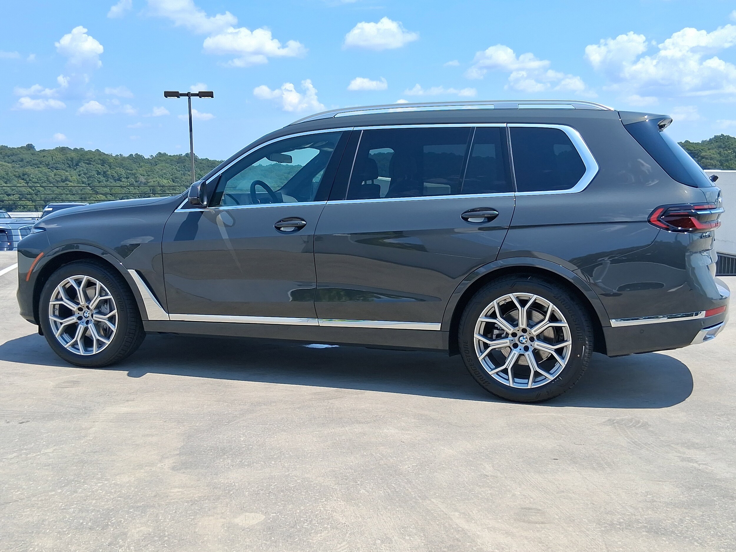 2026 Bmw X7 xDrive40i photo 4