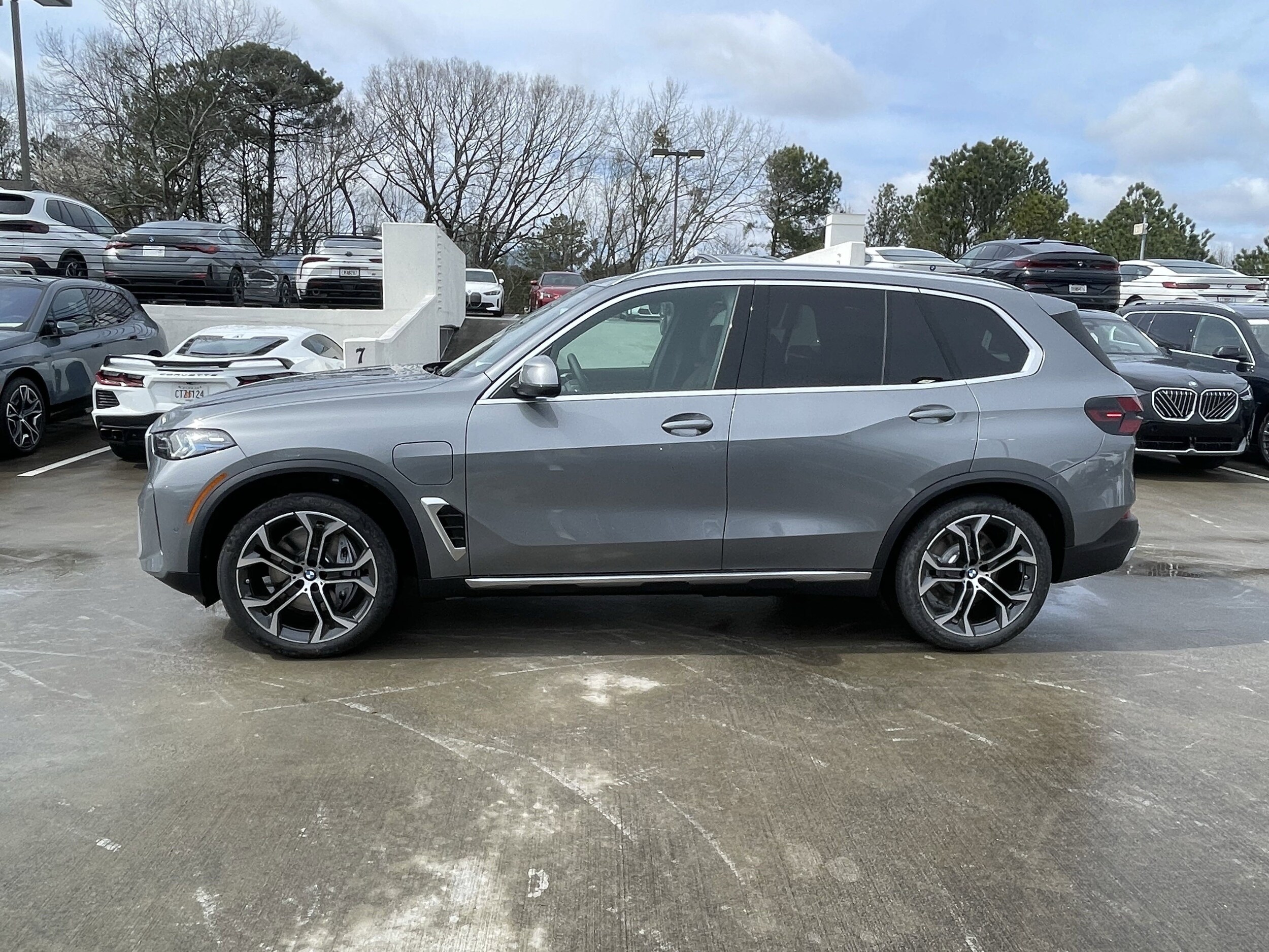 2025 Bmw X5 xDrive50e photo 4