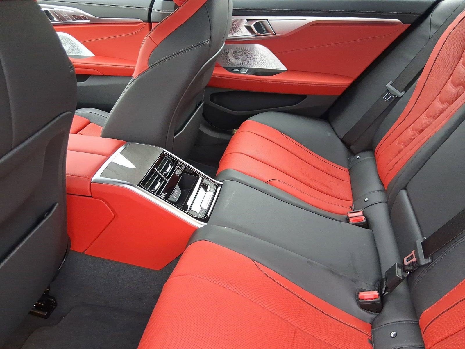 2026 BMW 8 Series 840i - Photo 29