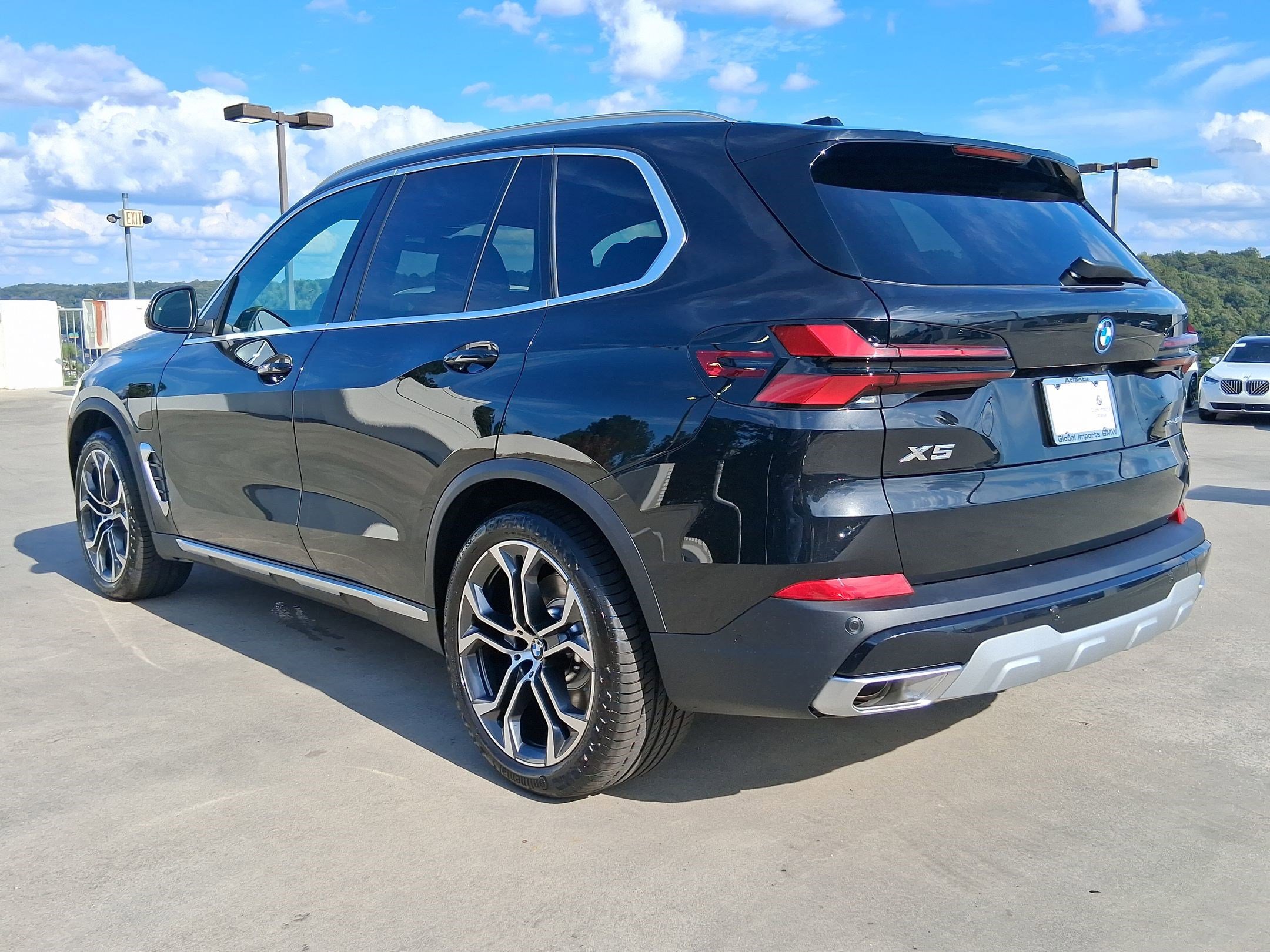 2026 Bmw X5 xDrive50e photo 3