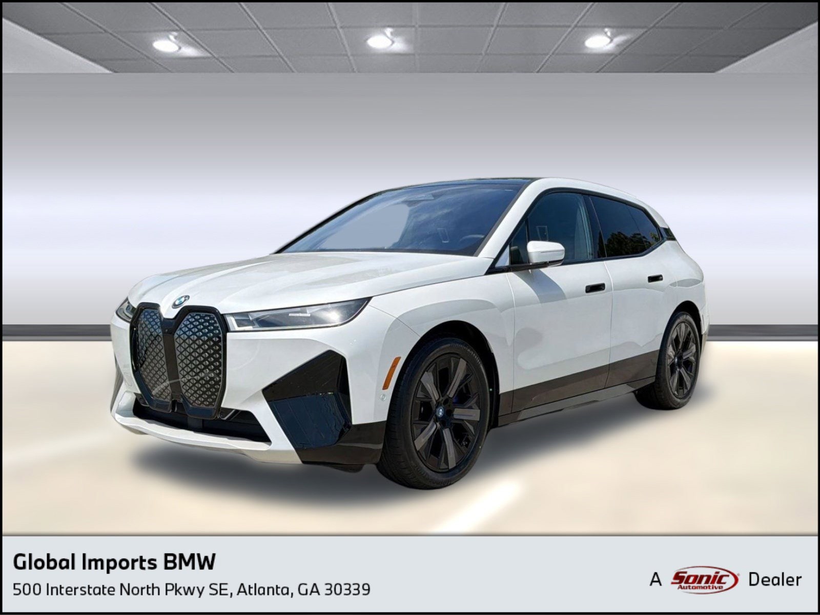 2023 BMW iX xDrive50's photo