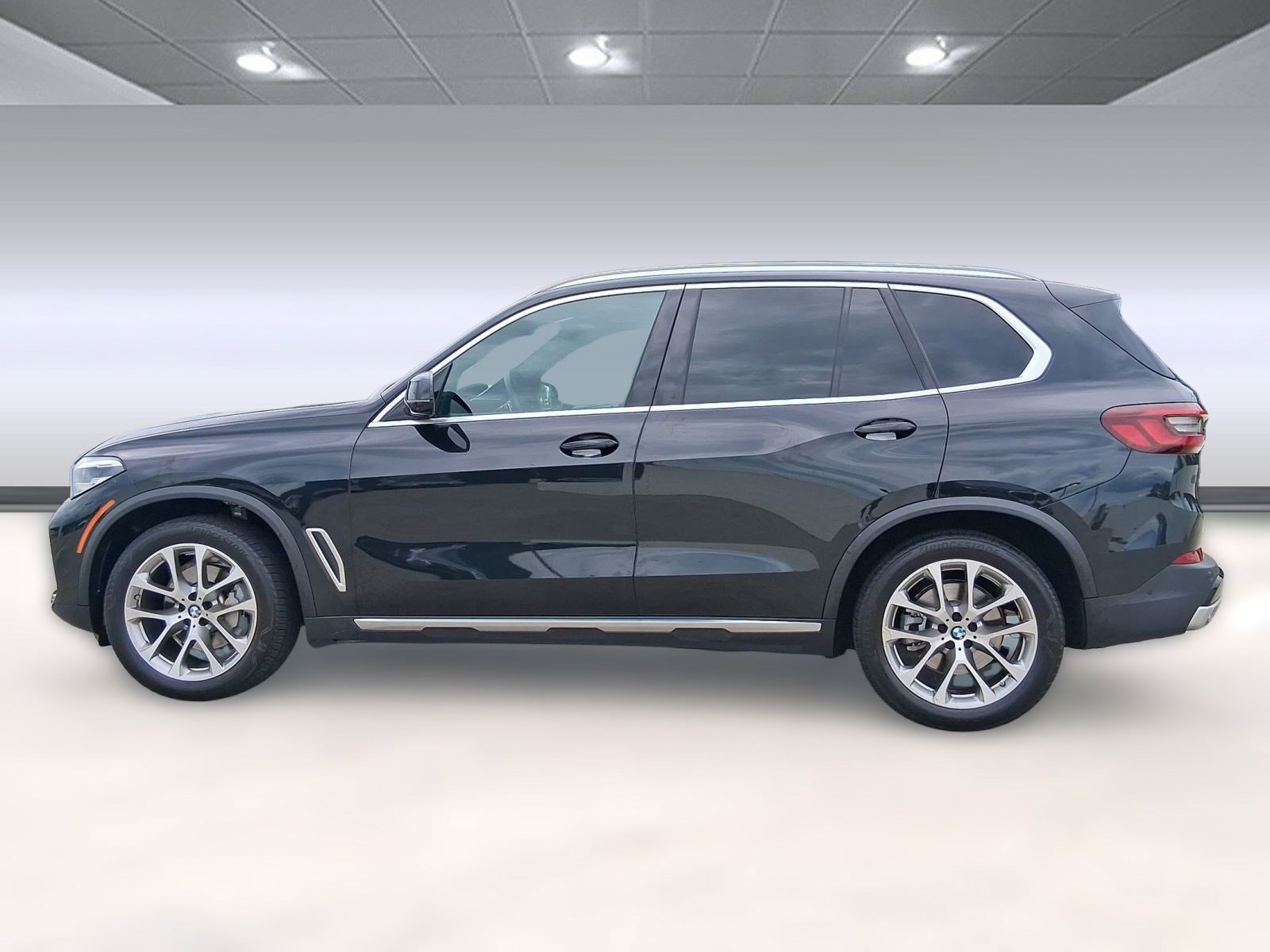 2023 Bmw X5 sDrive40i photo 2