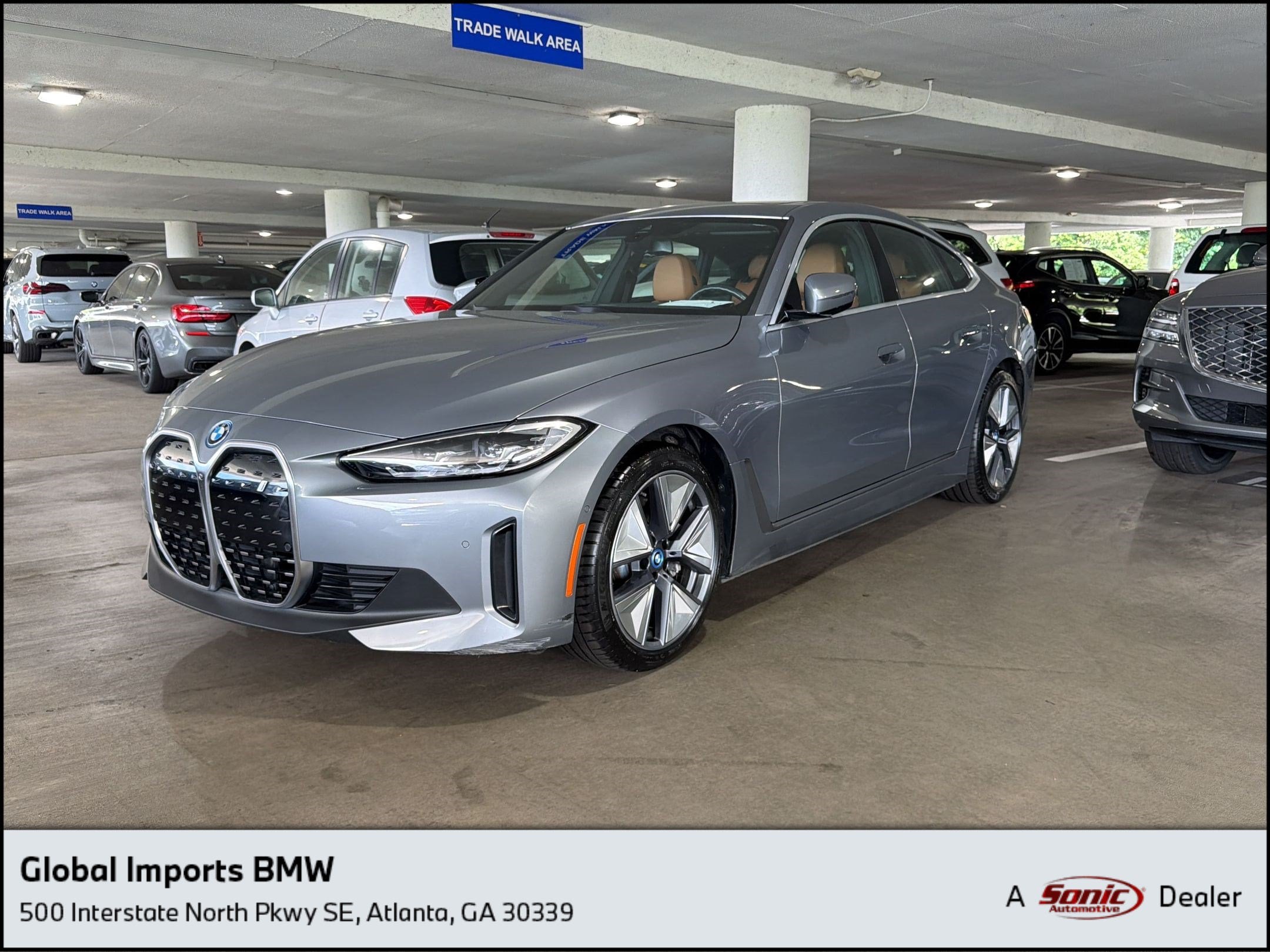 2023 BMW i4 eDrive40's photo