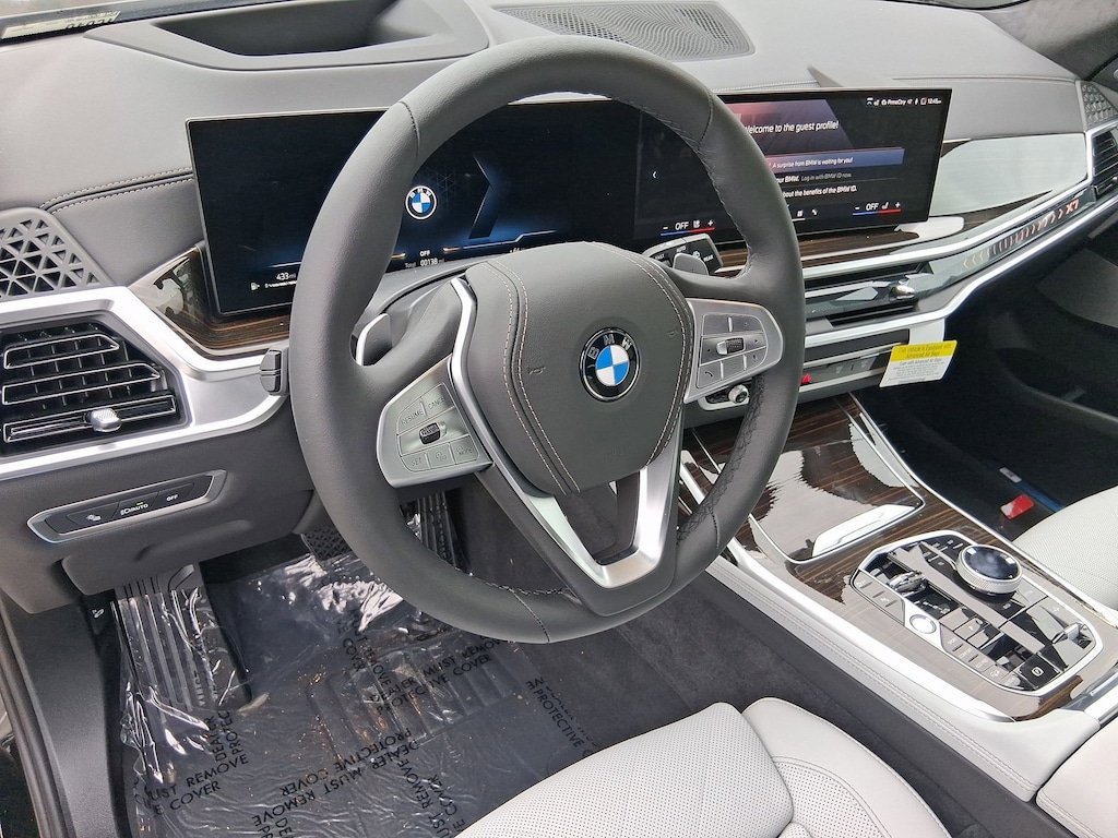 New 2026 BMW X7 xDrive40i SUV