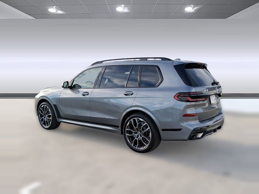 New 2026 BMW X7 xDrive40i SUV