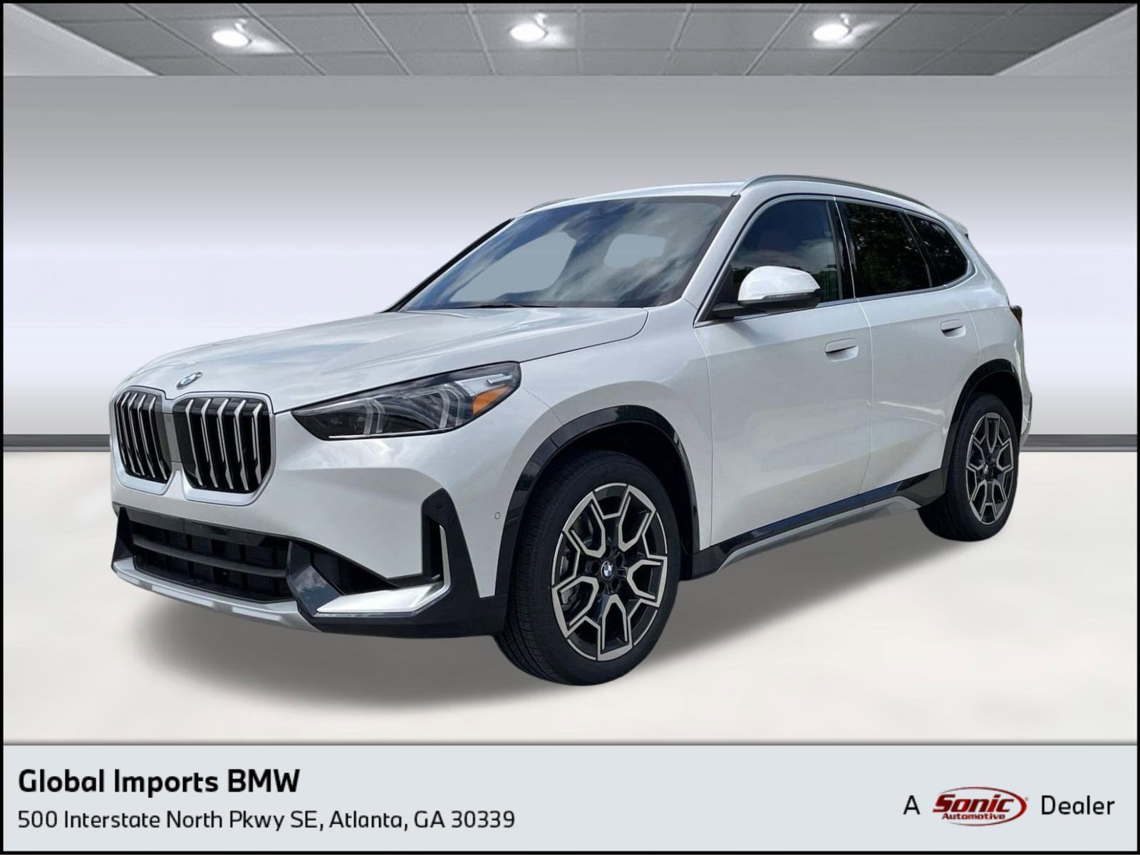2025 BMW X1 28i's photo