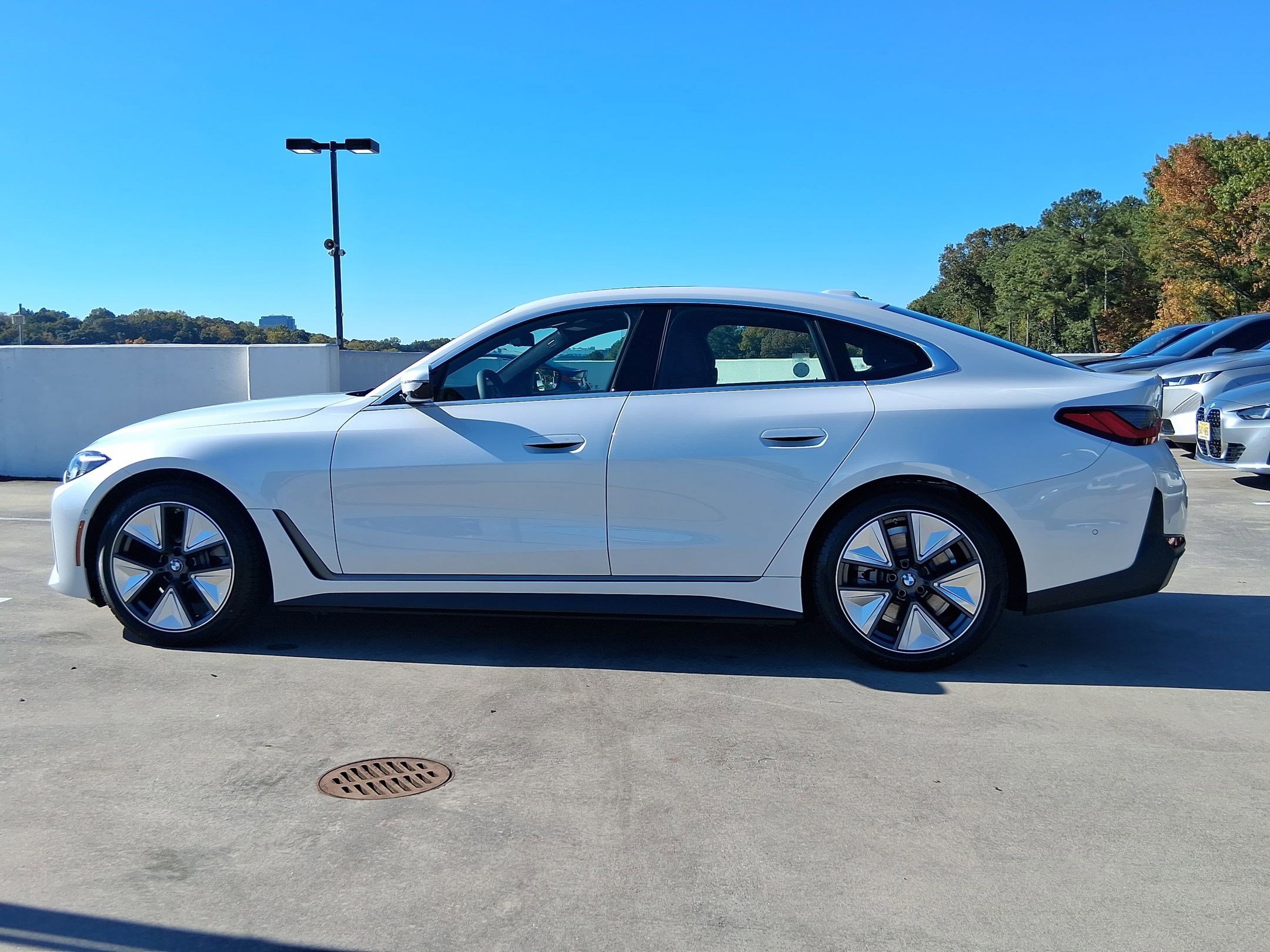 2025 Bmw i4 eDrive40 photo 2