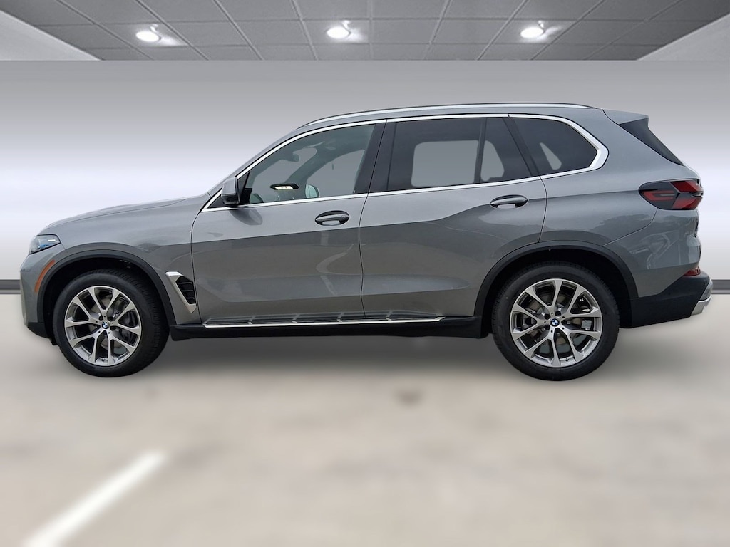 New 2026 BMW X5 sDrive40i SUV