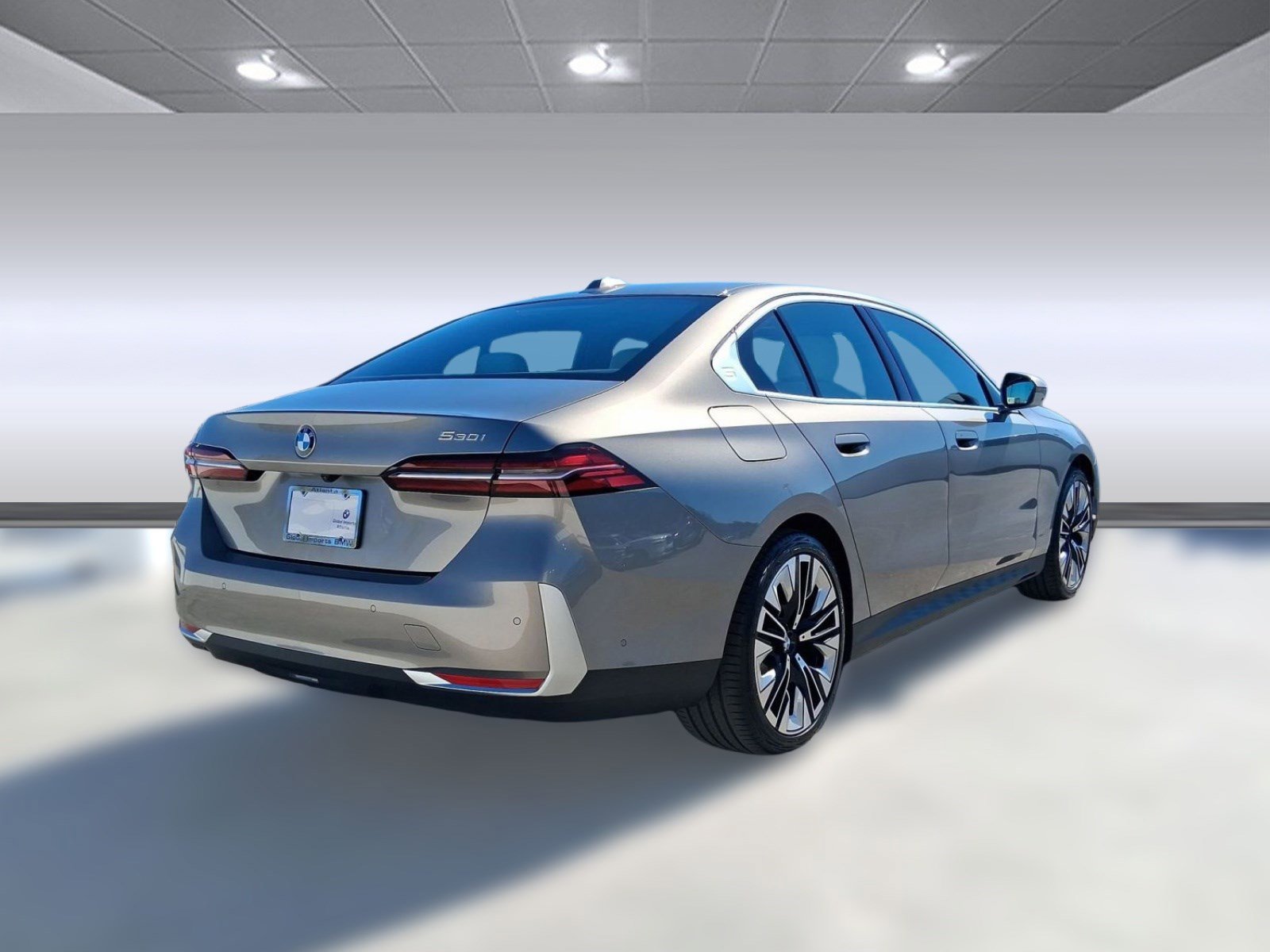2026 BMW 5 Series 530i - Photo 8