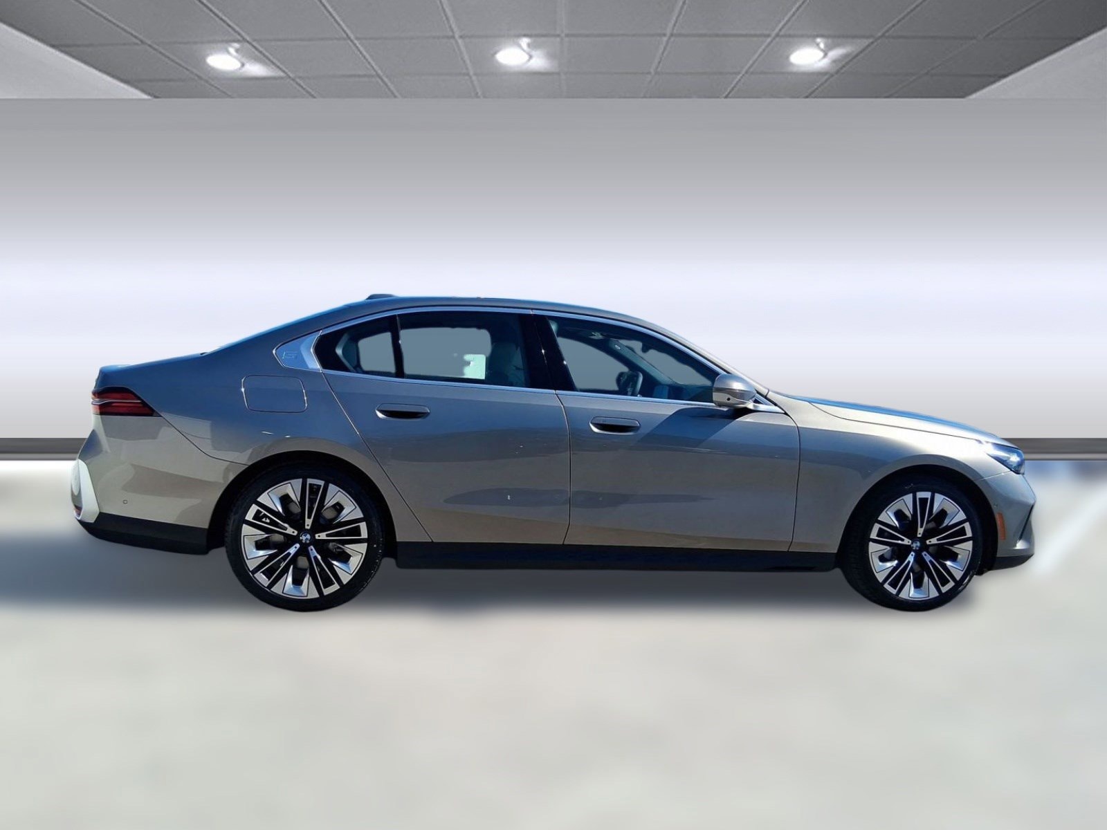 2026 BMW 5 Series 530i - Photo 7