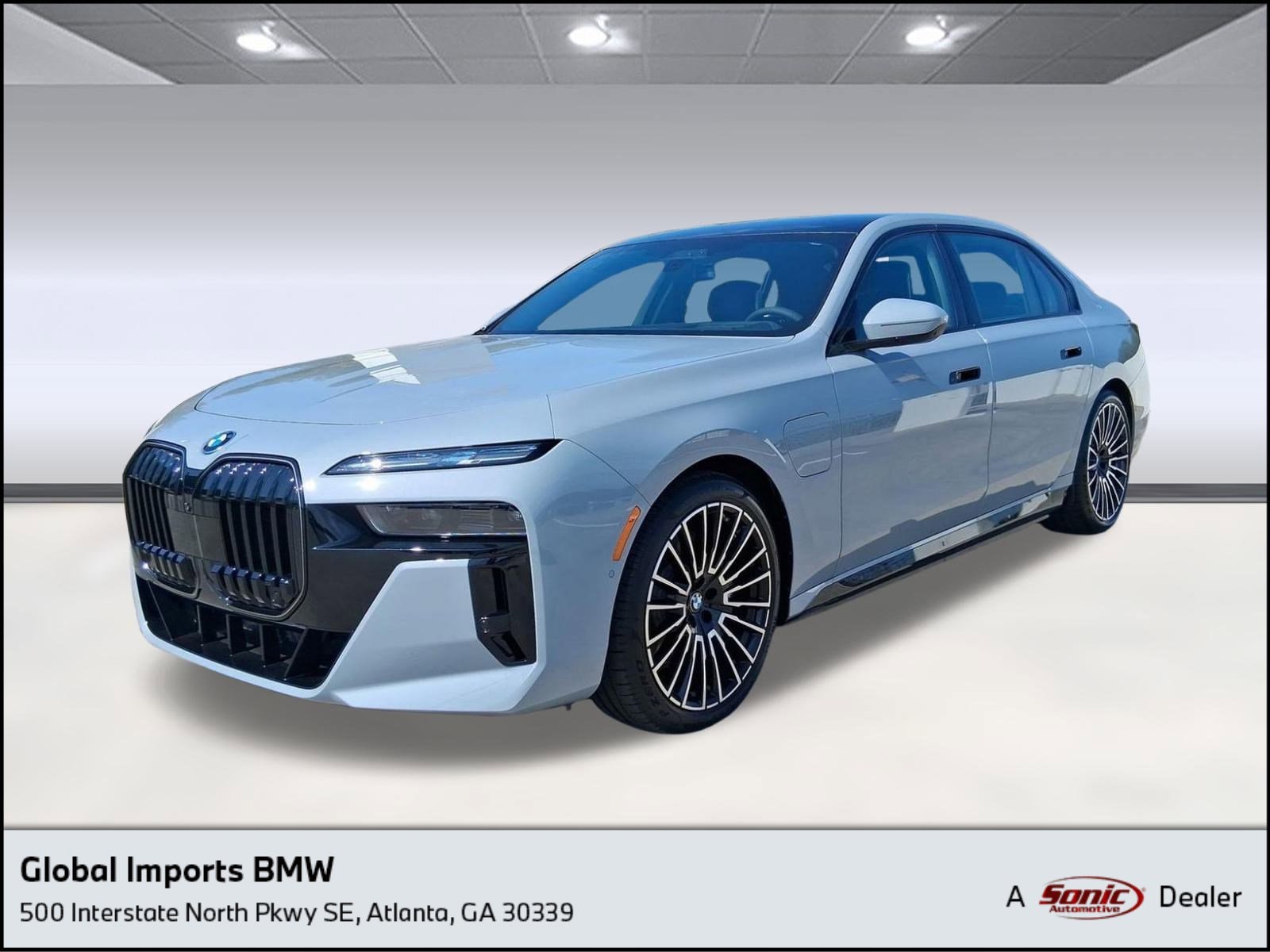 2026 BMW 7 Series 750e's photo