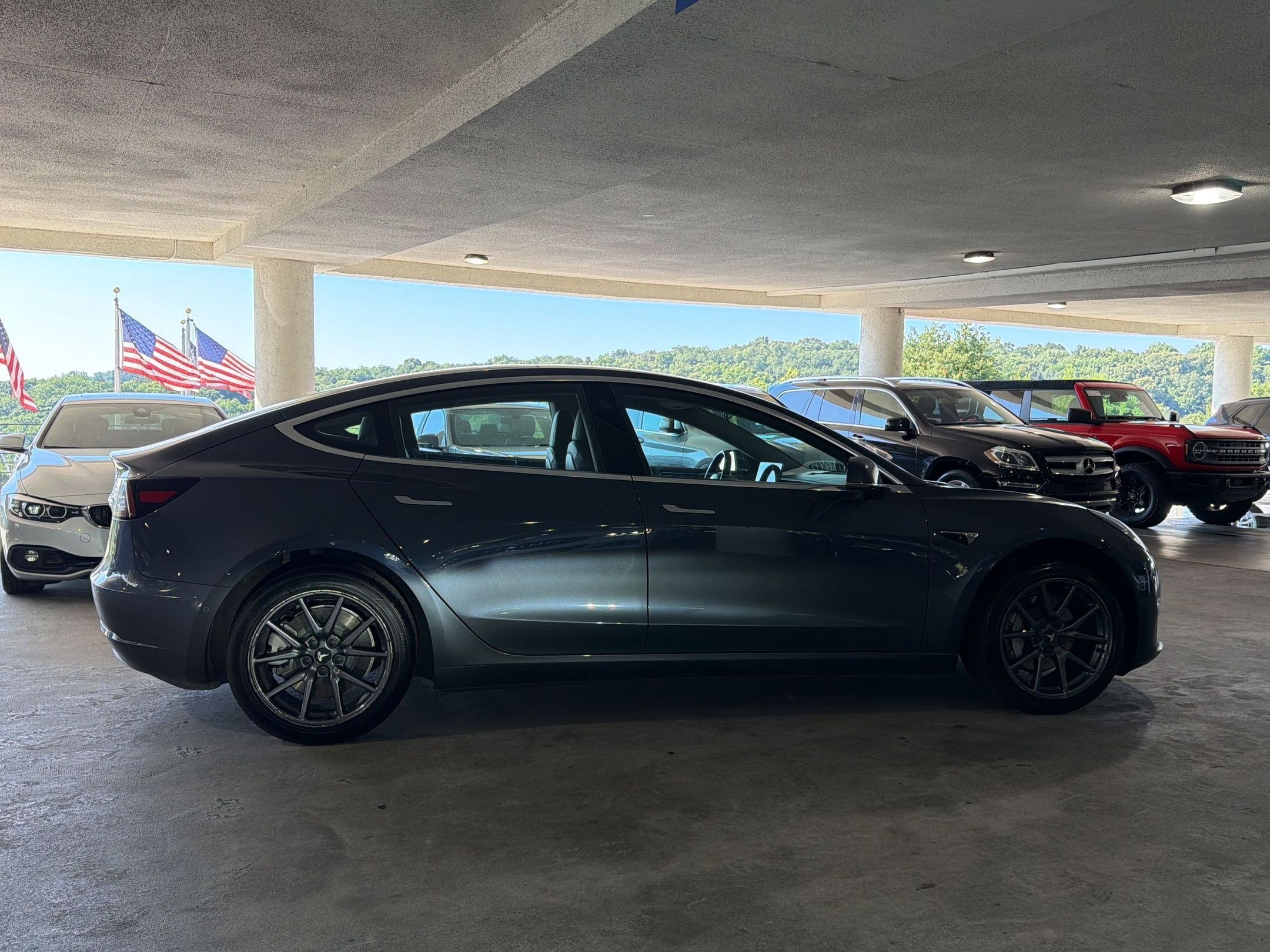 Model 3 Long Range Sedan