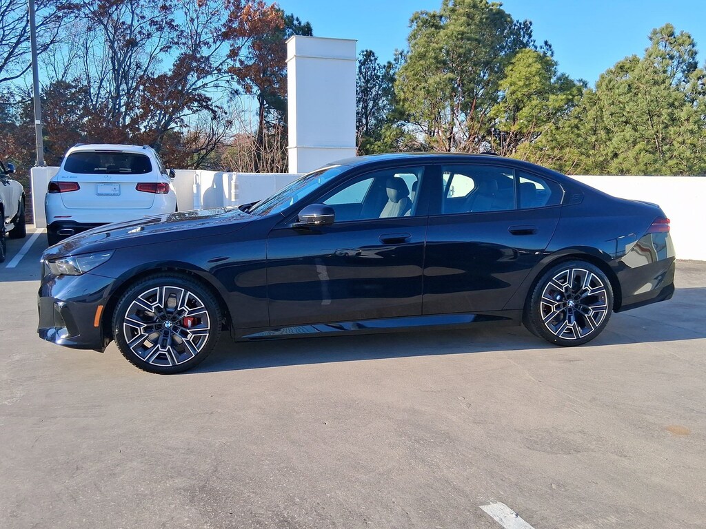 New 2026 BMW 530i Sedan