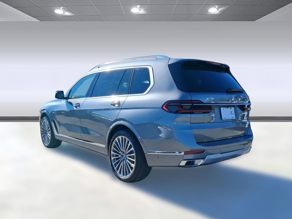 New 2026 BMW X7 xDrive40i SUV