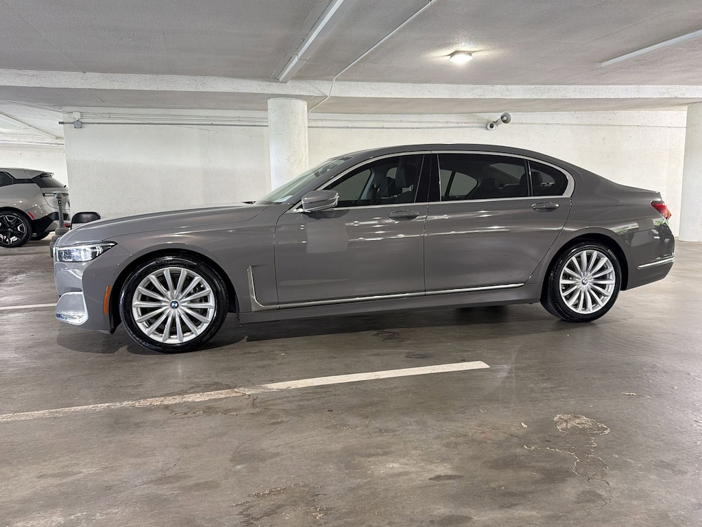 Used 2020 BMW 740i Sedan