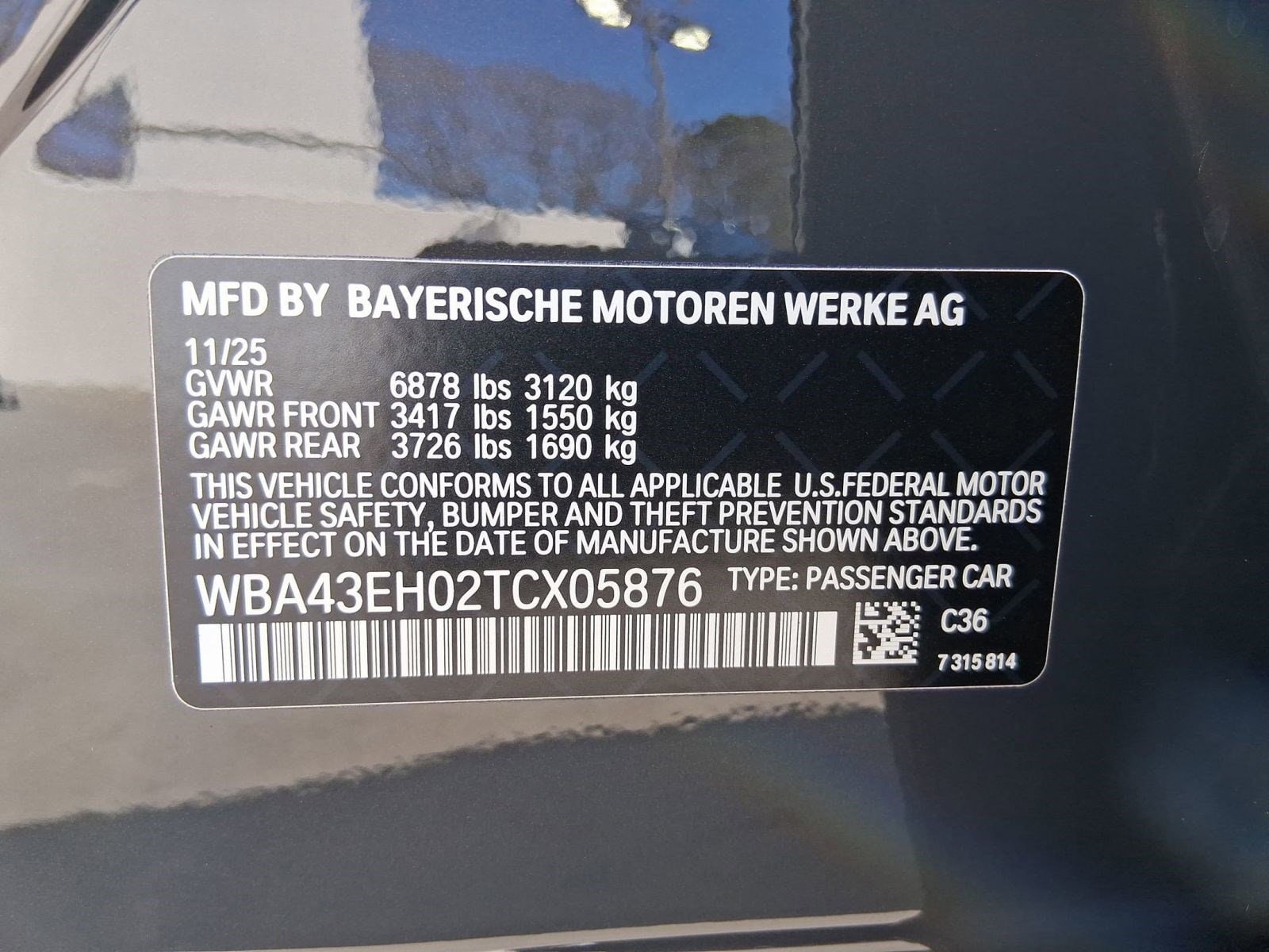 2026 BMW 7 Series 750e - Photo 17