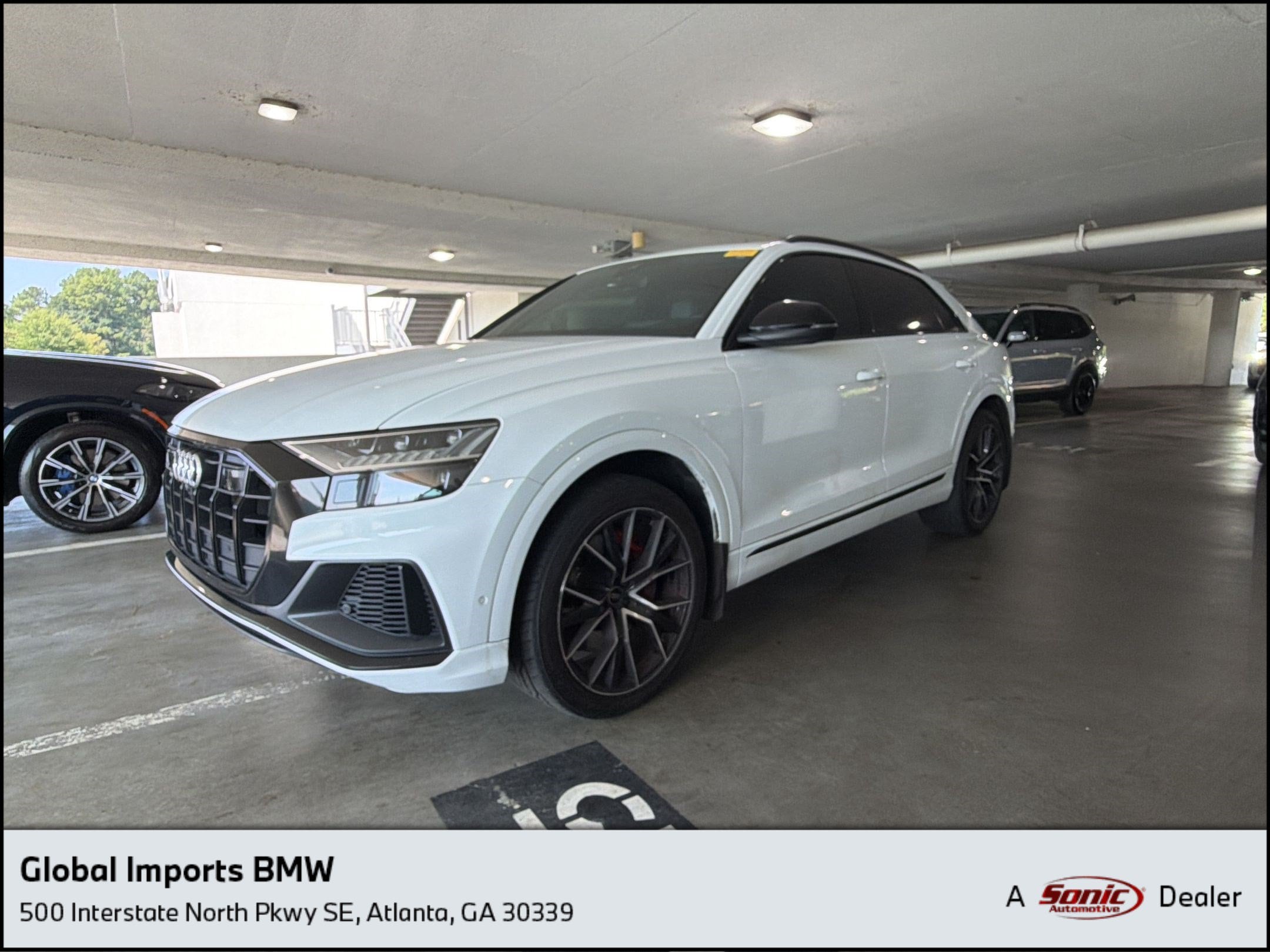 SQ8 4.0T Prestige SUV