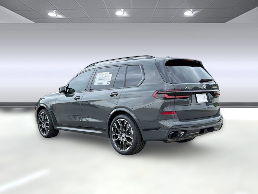 New 2026 BMW X7 M60i SUV