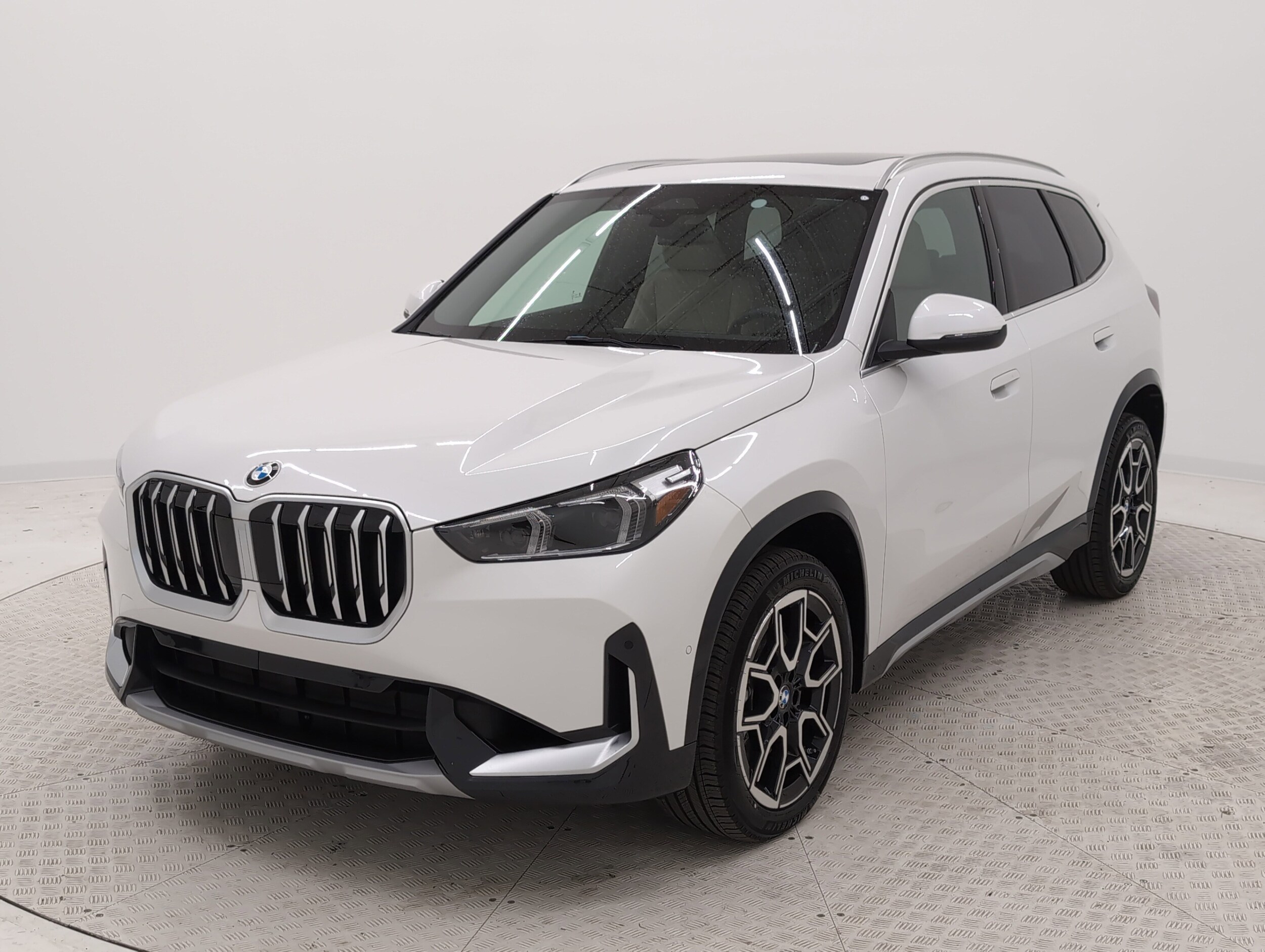 2025 Bmw X1 XDrive28i photo 4