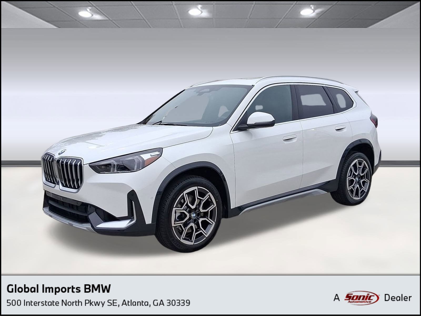 2026 BMW X1 28i's photo
