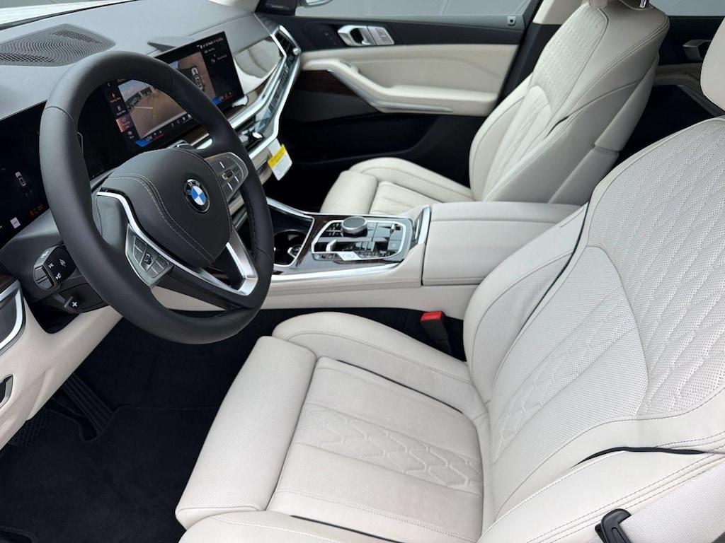 New 2027 BMW X7 xDrive40i SUV