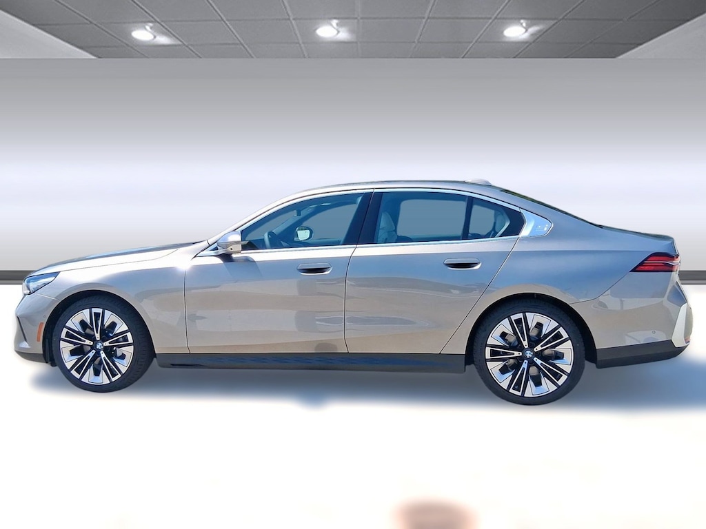 Used 2026 BMW 530i Sedan