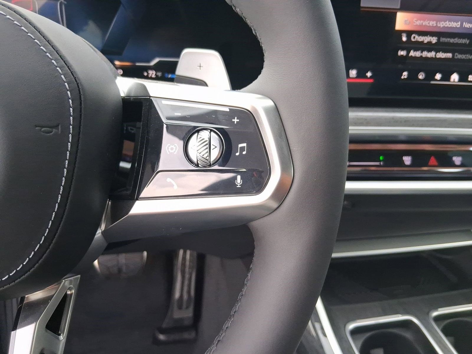 2026 BMW 7 Series 750e - Photo 23