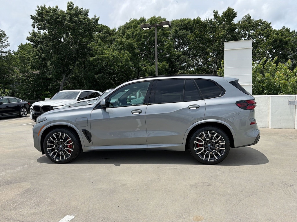 New 2026 BMW X5 PHEV xDrive50e SUV
